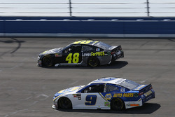 Chase Elliott, Hendrick Motorsports, Chevrolet Camaro NAPA Auto Parts Jimmie Johnson, Hendrick Motorsports, Chevrolet Camaro Lowe's for Pros