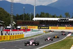 Sergio Pérez, Sahara Force India F1 VJM10, Esteban Ocon, Sahara Force India F1 VJM10, Nico Hulkenber