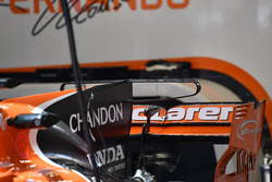 Détails de l'aileron arrière de la McLaren MCL32