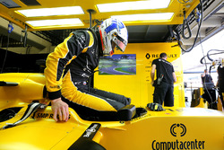 Sergey Sirotkin, Renault Sport F1 Team