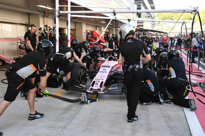 Sahara Force India oefent een pitstop