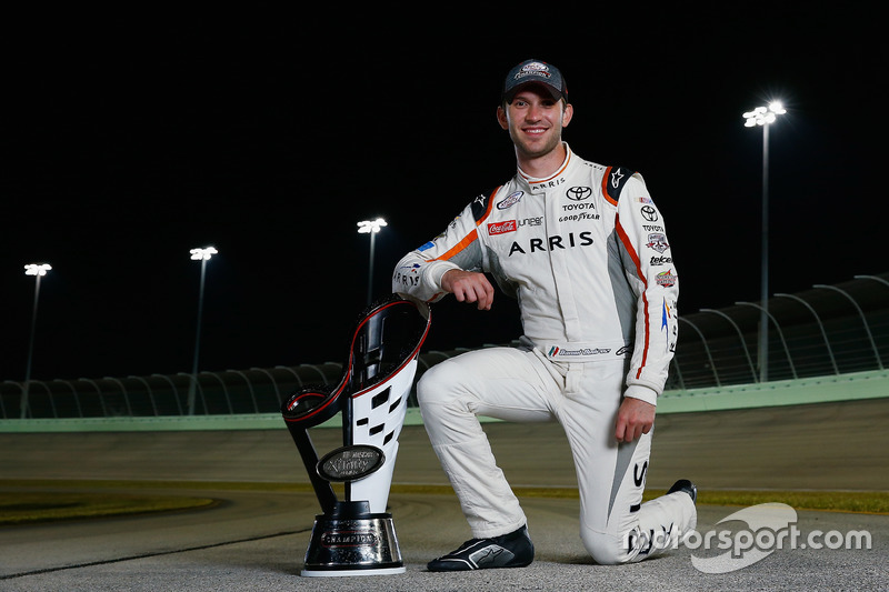 Şampiyon Daniel Suarez, Joe Gibbs Racing Toyota