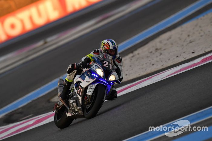 #21 IV Racing BMW CSEU, BMW: Karel Hanika, Fabrizio Lai, Julian Mayer, Martin Choy