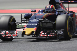 Daniil Kvyat, Scuderia Toro Rosso STR11
