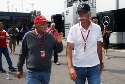 Niki Lauda, Mercedes Non-Executive Chairman con Dr. Dieter Zetsche, Daimler AG CEO