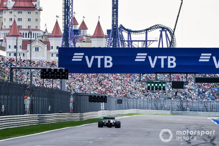 Lewis Hamilton, Mercedes F1 W11