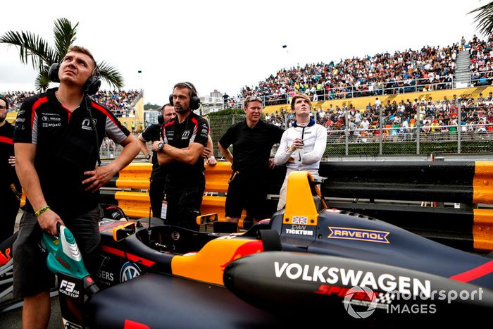 Dan Ticktum, Motopark Academy