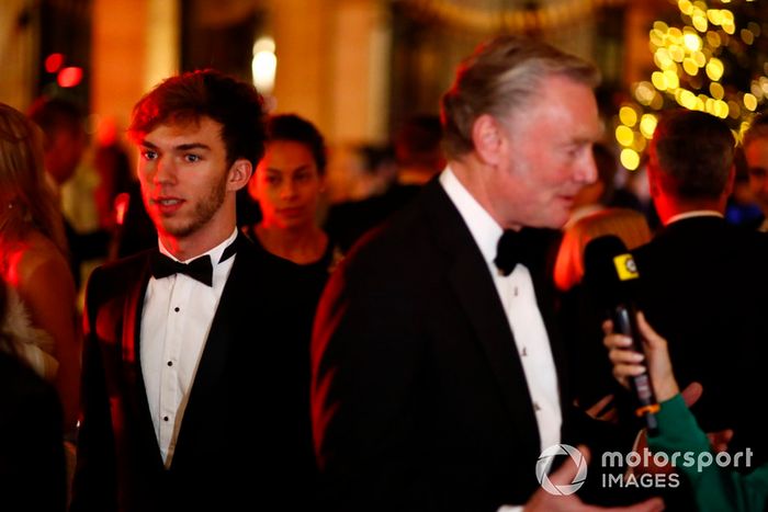 Pierre Gasly y Sean Bratches