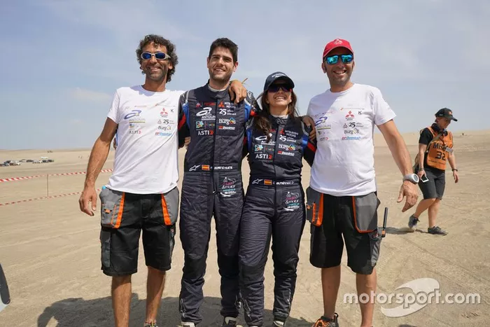 #351 Mitsubishi: Cristina Gutierrez, Pablo Moreno Huete