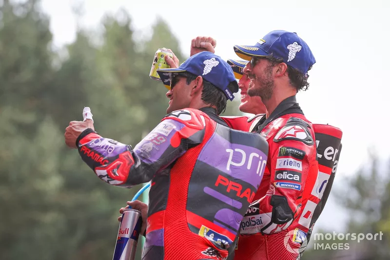 Francesco Bagnaia, Ducati Team, Jorge Martin, Pramac Racing, Aleix Espargaro, Aprilia Racing Team