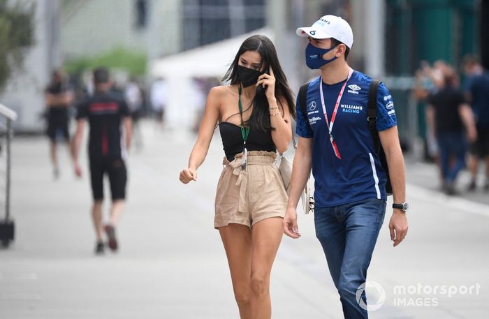 Nicholas Latifi, Williams, con su novia Sandra Dziwiszek
