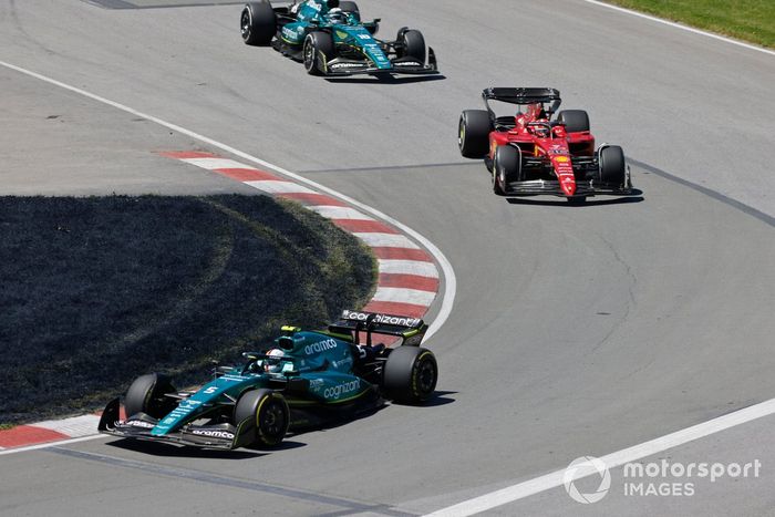 Sebastian Vettel, Aston Martin AMR22, Charles Leclerc, Ferrari F1-75, Lance Stroll, Aston Martin AMR22