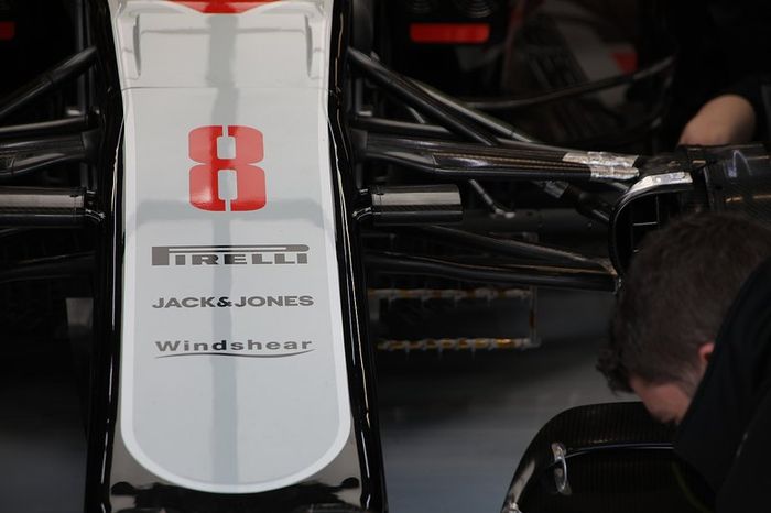 Suspensión delantera del Haas F1 Team VF20