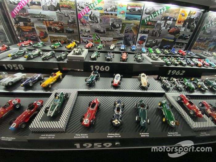 Colección de coches miniatura de F1