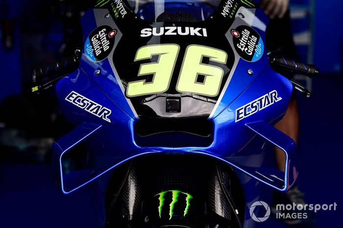 Detalle de las alas de la moto del Team Suzuki MotoGP