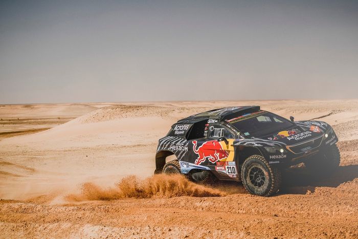 #210 Karman / Hexaom Peugeot: Cyril Despres, Taye Perry