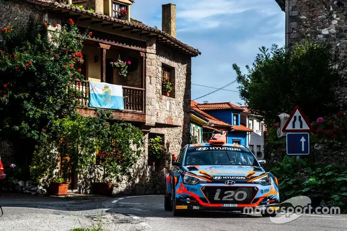 Iván Ares - David Vázquez (Hyundai i20 R5)