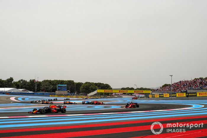 Sergio Pérez, Red Bull Racing RB16B, Charles Leclerc, Ferrari SF21, Pierre Gasly, AlphaTauri AT02