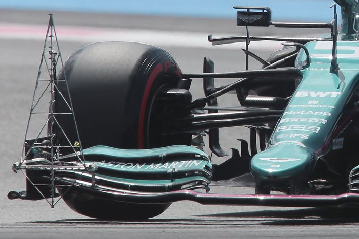 Detalle del sensor del alerón delantero de Aston Martin