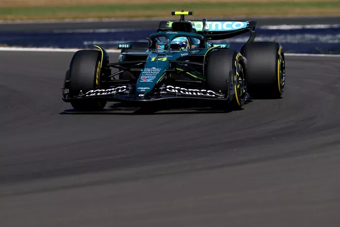 Fernando Alonso, Aston Martin Racing