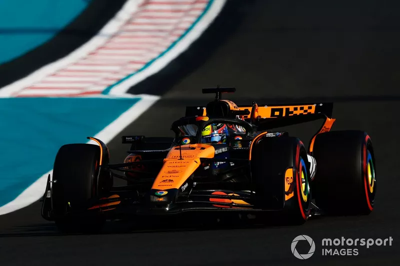 Oscar Piastri, McLaren MCL38