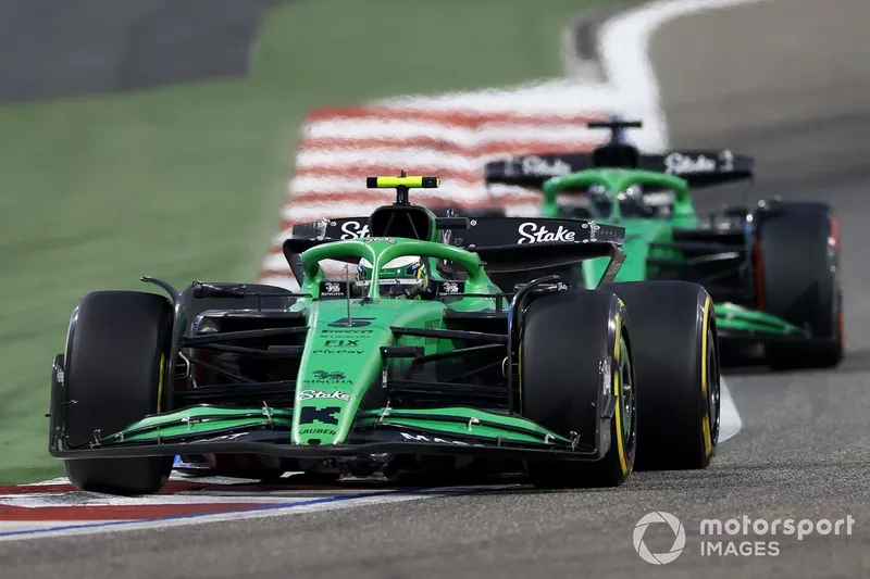 Nico Hulkenberg, Sauber, Gabriel Bortoleto, Sauber