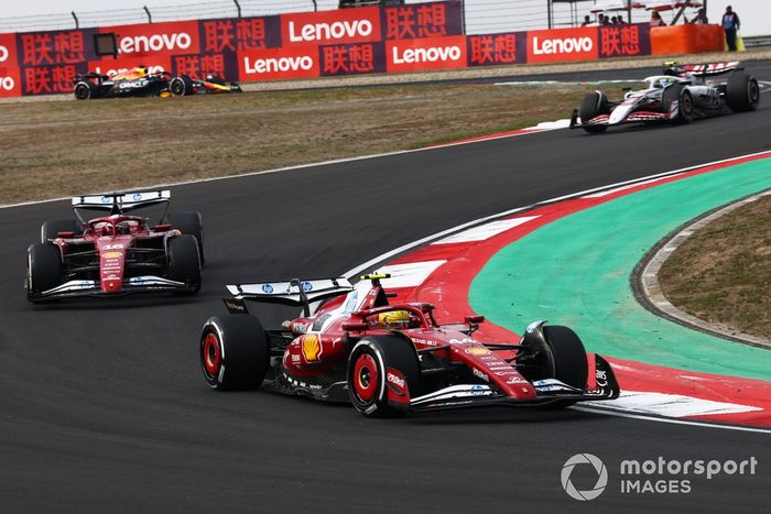 Charles Leclerc, Ferrari, Lewis Hamilton, Ferrari, Oliver Bearman, Haas F1 Team