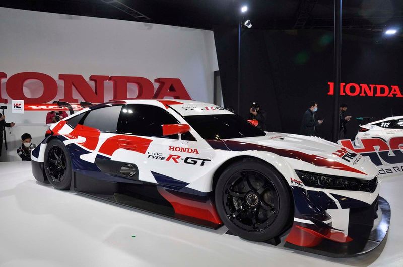 ギャラリー】HRC、2024年のスーパーGTに投入へ『CIVIC TYPE R-GT
