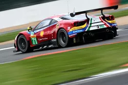 #71 AF Corse Ferrari 488 GTE: Davide Rigon, Sam Bird