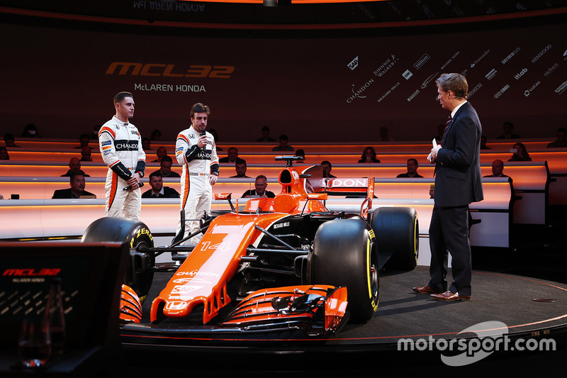 Mas 2017 era visto como o possível ponto de virada. O novo regulamento técnico aumentaria a importância da aerodinâmica, e a McLaren esperava dar um grande salto de qualidade com seu novo carro.