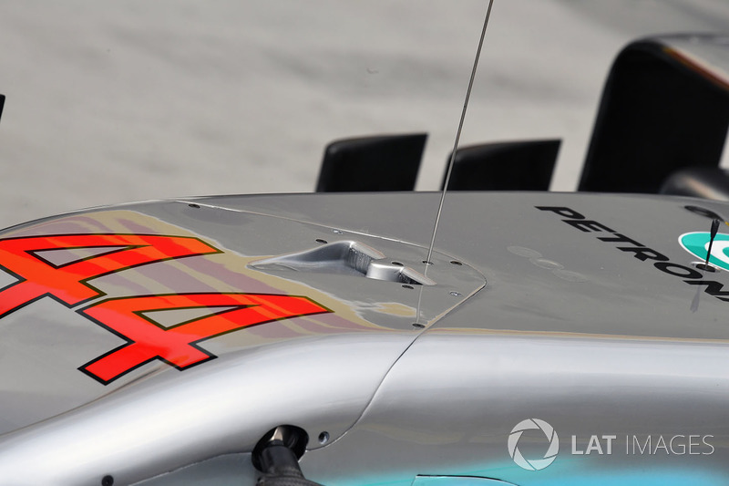 Mercedes-Benz F1 W08 Hybrid neus detail