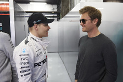 Valtteri Bottas, Mercedes F1 Team et le champion du monde Nico Rosberg
