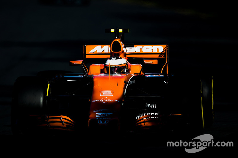 13e : Stoffel Vandoorne (McLaren-Honda)