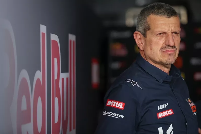 Guenther Steiner, directeur de l'équipe Tech3
