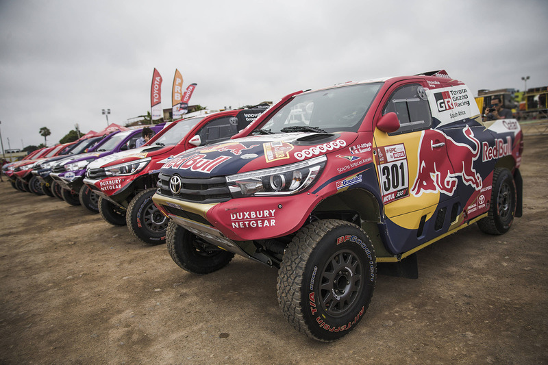 #301 Toyota Gazoo Racing Toyota Hilux: Nasser Al-Attiyah, Matthieu Baumel