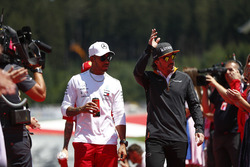 Lewis Hamilton, Mercedes AMG F1, Fernando Alonso, McLaren