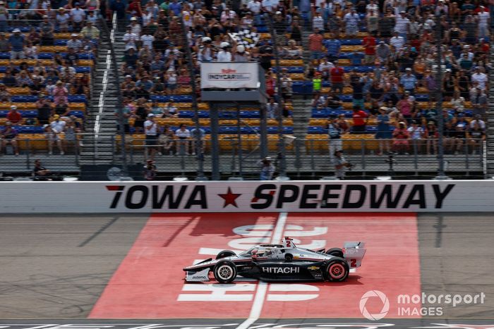 Josef Newgarden, Team Penske Chevrolet, Bandera a cuadros