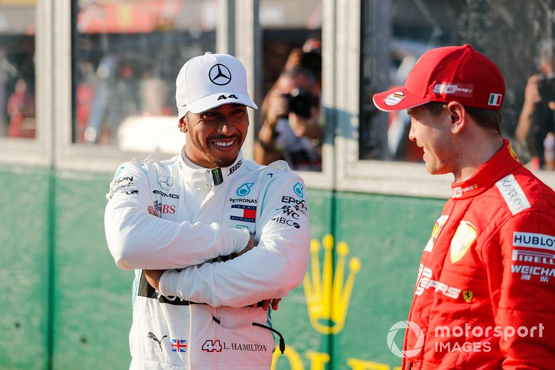 Pole Sitter Lewis Hamilton, Mercedes AMG F1, Sebastian Vettel, Ferrari