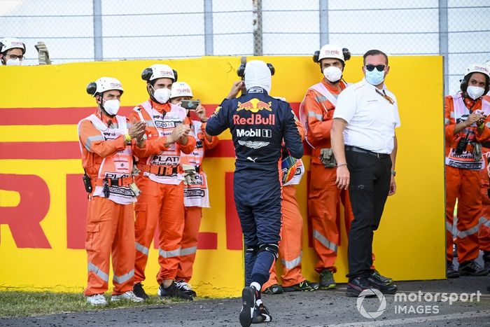 Tercer lugar  Alex Albon, Red Bull Racing