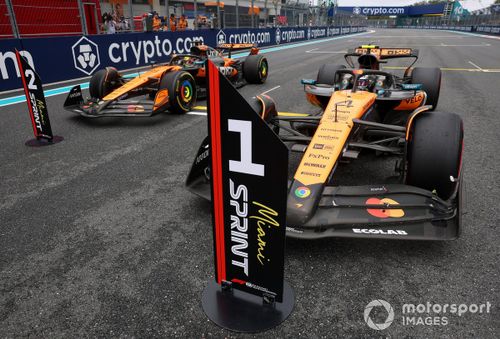 Lando Norris, McLaren, Oscar Piastri, McLaren