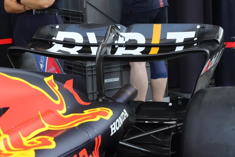 Red Bull Racing RB19 detalles técnicos