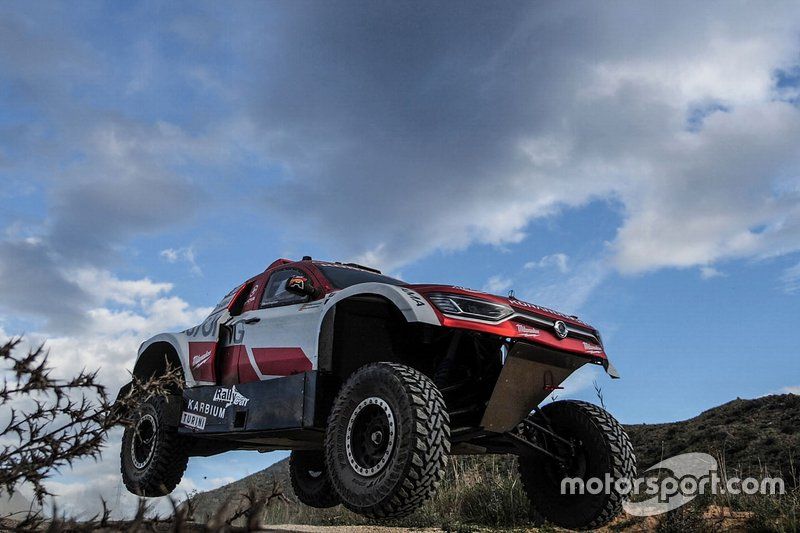 Óscar Fuertes y Diego Vallejo, SsangYong Korando DKR
