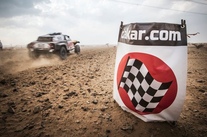 Salida del shakedown del Dakar 2021