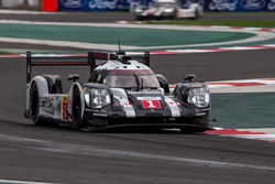 #1 Porsche Team, Porsche 919 Hybrid: Timo Bernhard, Mark Webber, Brendon Hartley