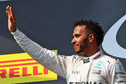 Podium: Sieger Lewis Hamilton, Mercedes AMG F1 Team