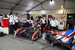 Jean-Eric Vergne, DS Virgin Racing pit stop
