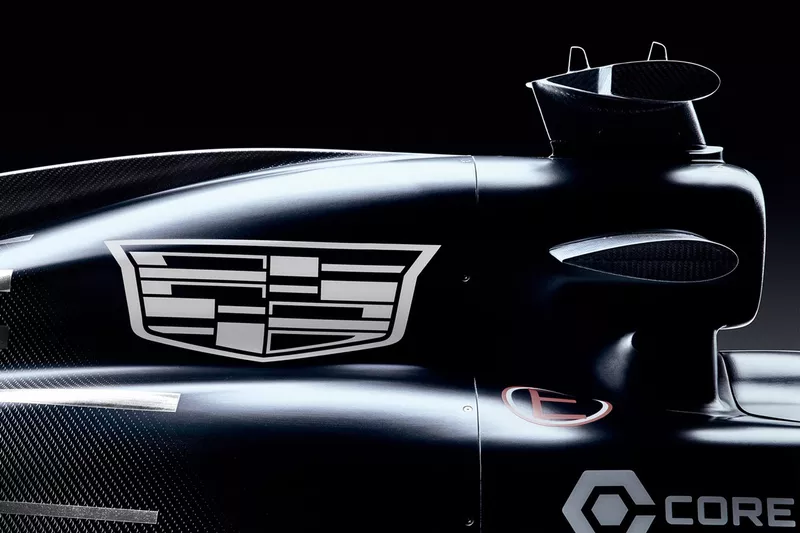 زي كاديلاك F1