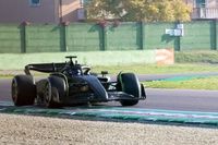 Fotos del test de Checo Pérez para Cadillac con un Ferrari en Imola