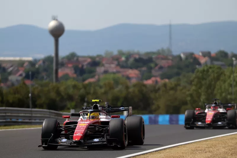 Charles Leclerc, Ferrari, Lewis Hamilton, Ferrari