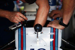 La Williams FW38 avec une caméra